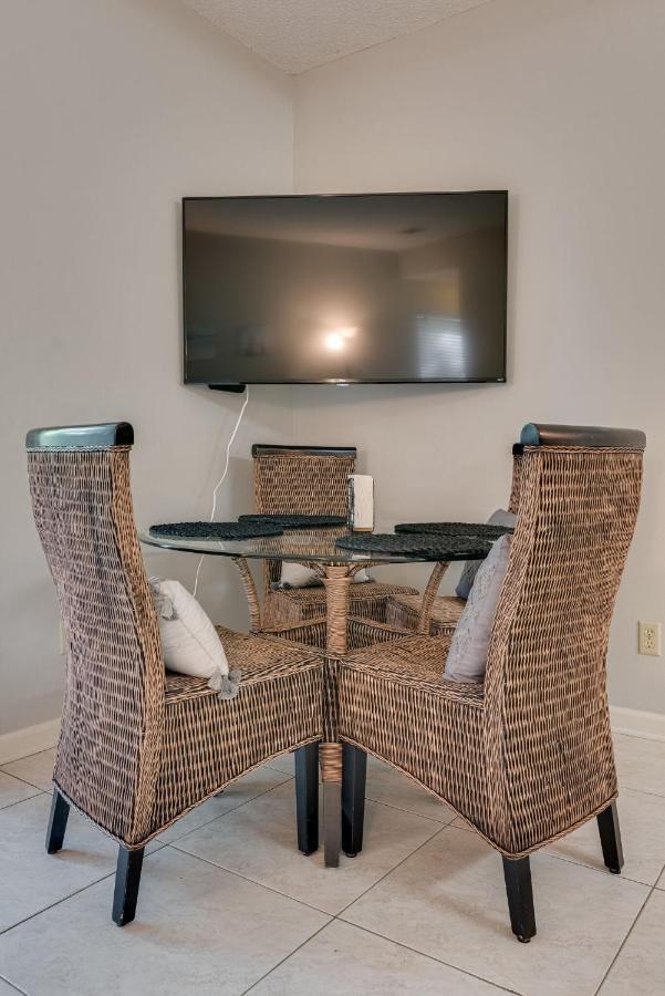 Cozy 1Br Condo With Pool And Gym Centrally Located Destin Exterior photo